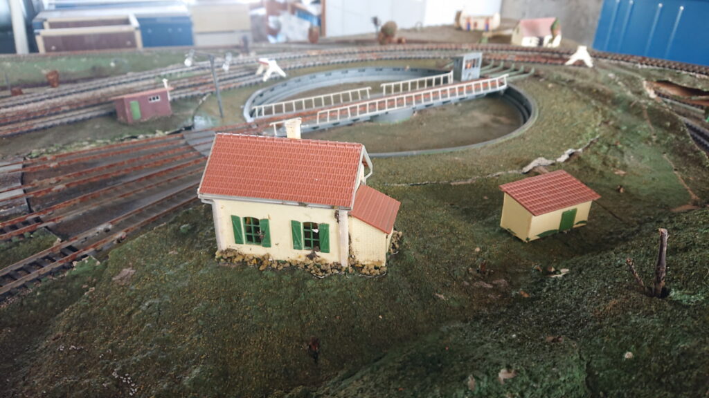 Réseaux de trains HO du musée ferroviaire de l'AHTF à Hyères.