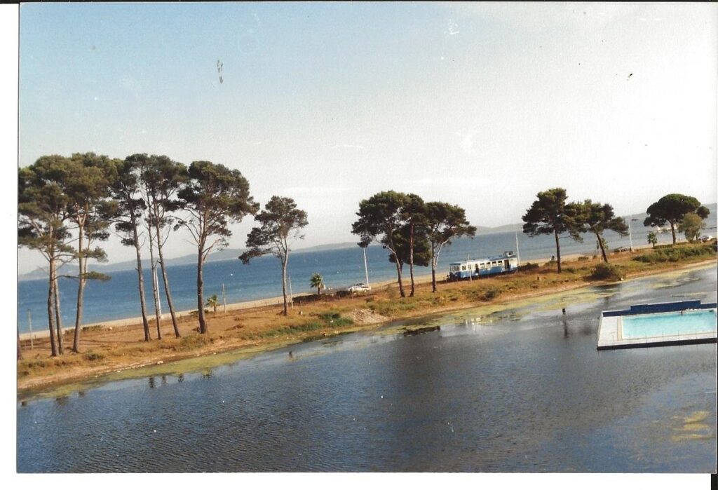 Été 1982 : le train touristique d’Hyères aux Salins